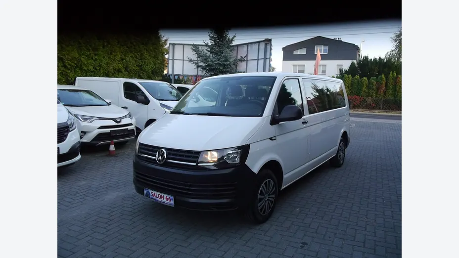 VOLKSWAGEN Transporter -