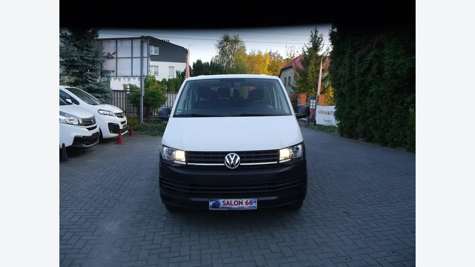 VOLKSWAGEN Transporter -