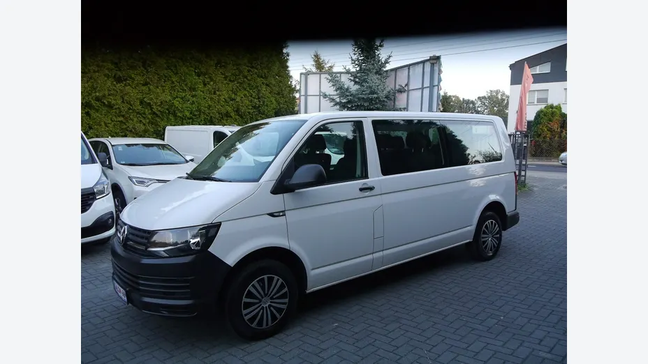 VOLKSWAGEN Transporter -