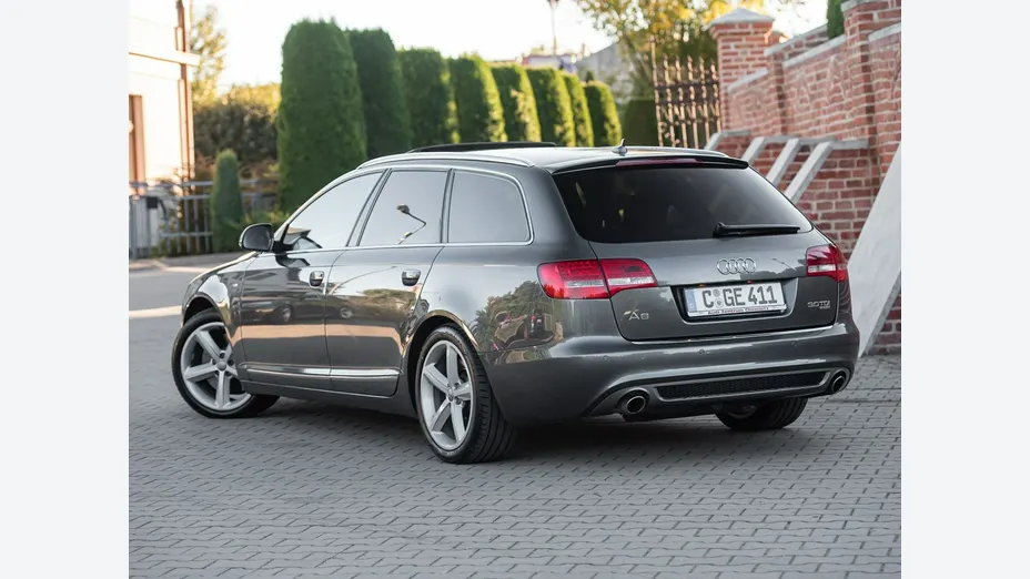 AUDI A6 Avant -