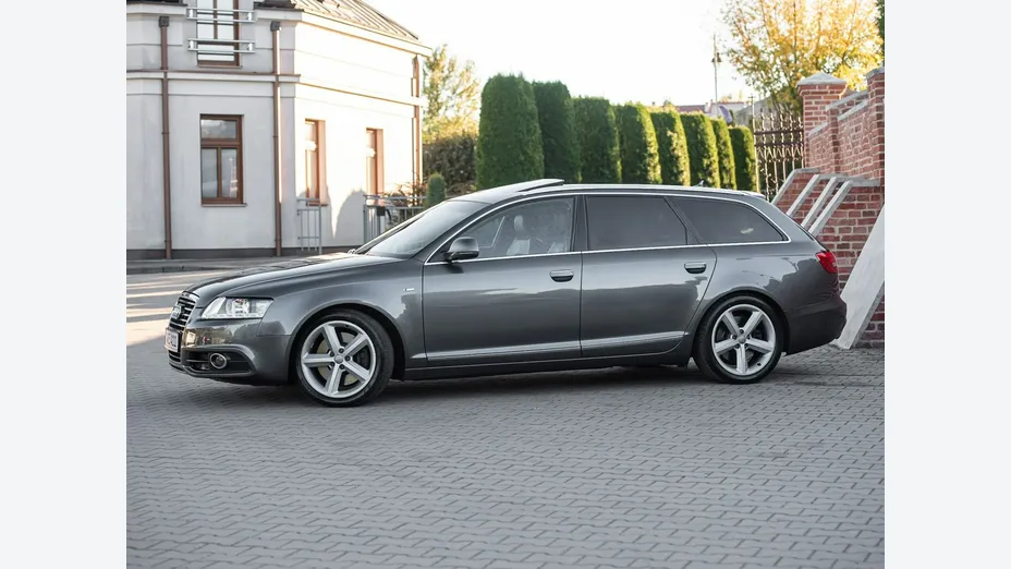 AUDI A6 Avant -