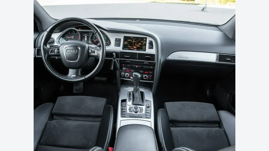 AUDI A6 Avant -