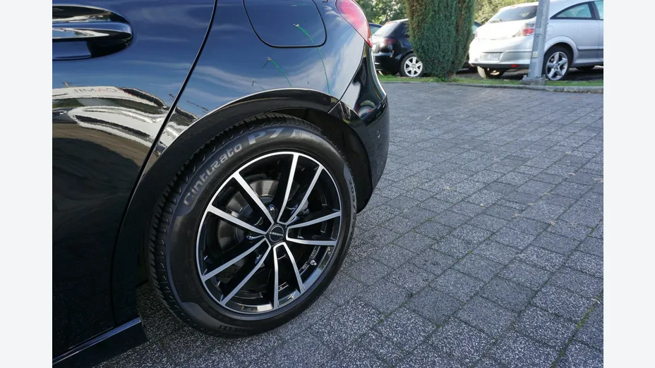 MERCEDES-BENZ A Klasa -