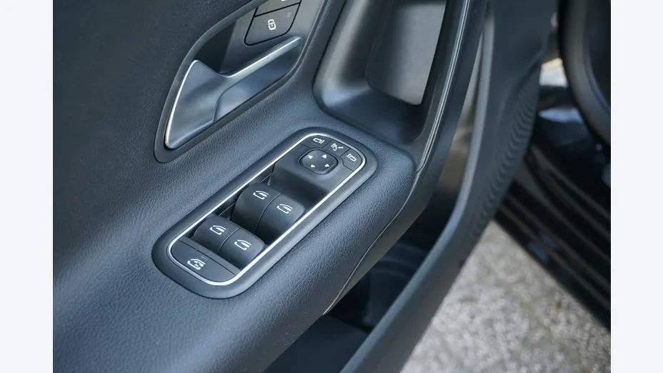 MERCEDES-BENZ A Klasa -