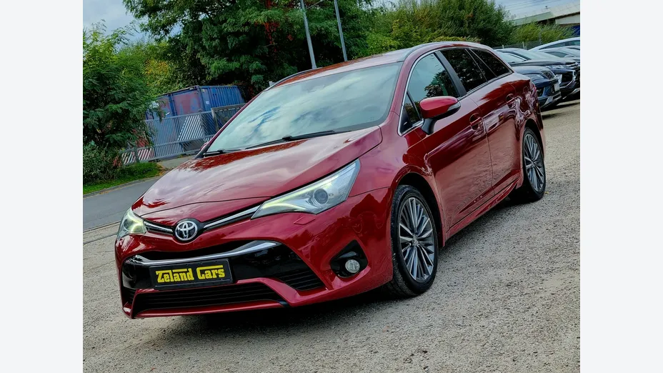 TOYOTA Avensis -
