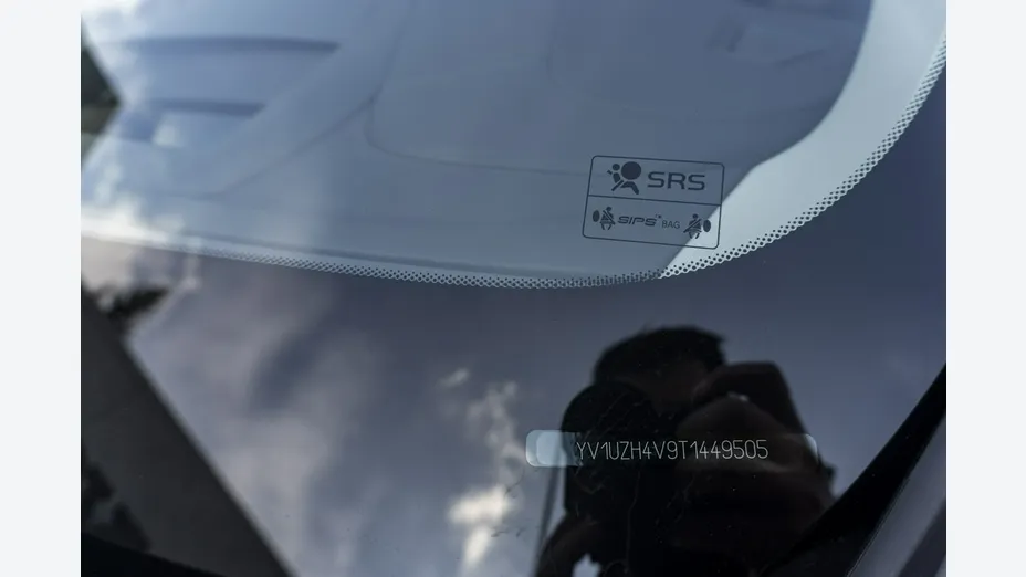 VOLVO XC60 -