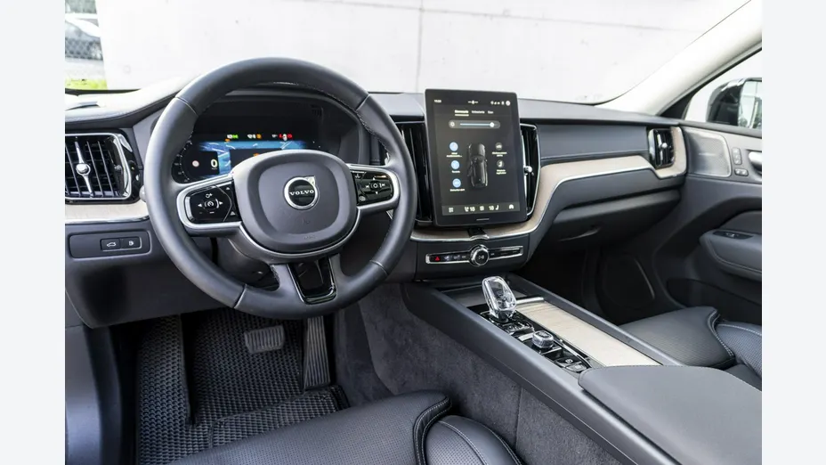 VOLVO XC60 -