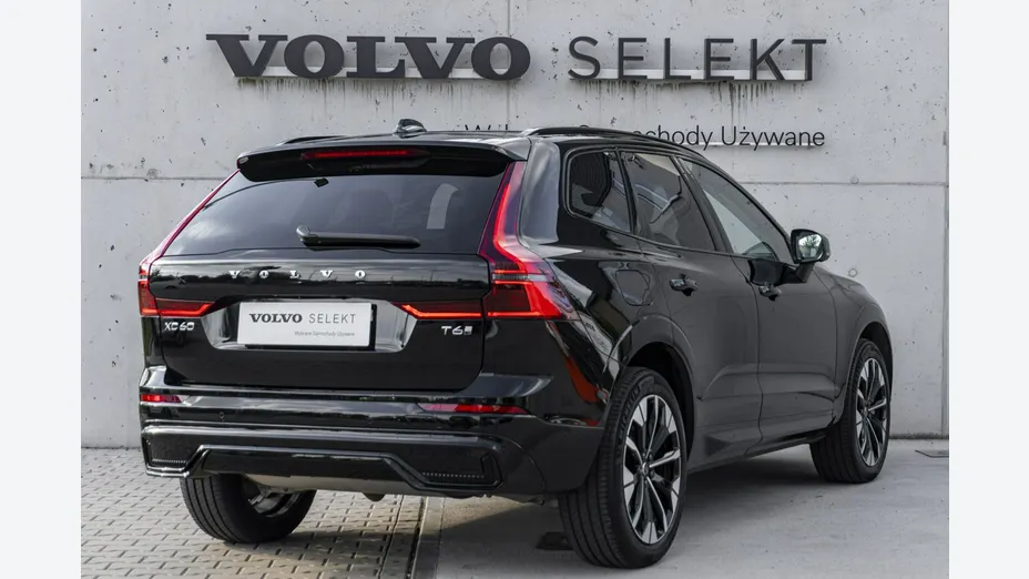 VOLVO XC60 -