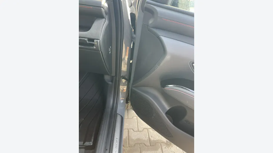 HYUNDAI Tucson -