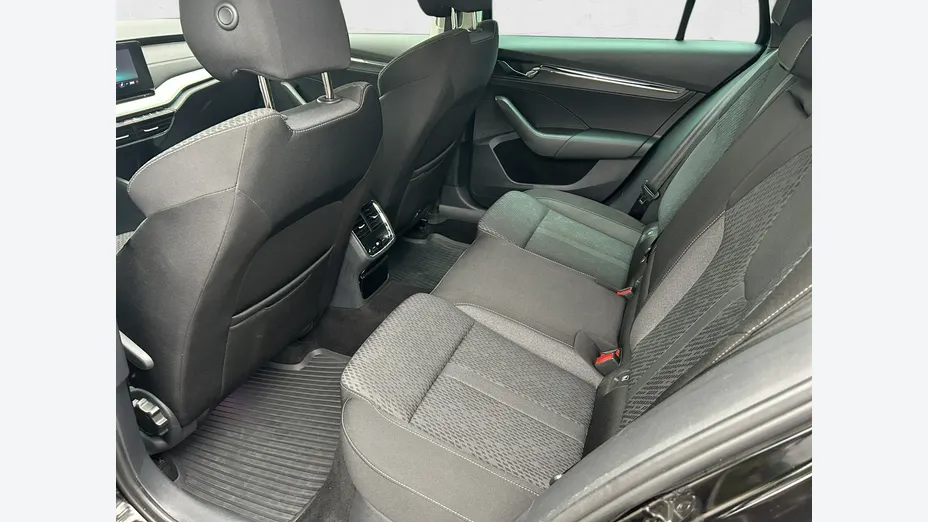 SKODA Octavia -