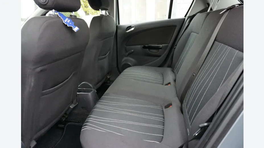 OPEL Corsa -