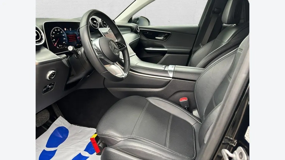 MERCEDES-BENZ GLC -