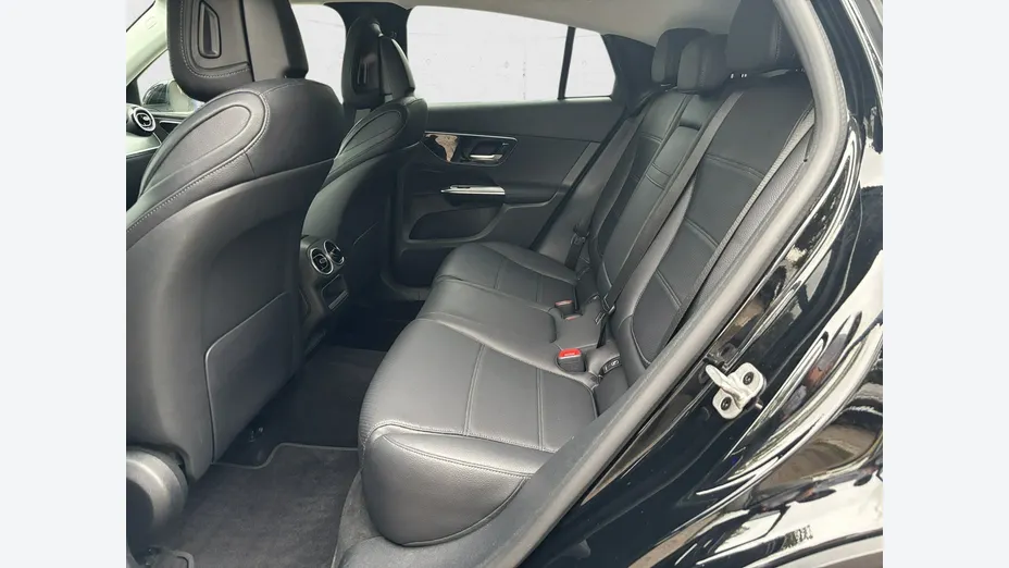 MERCEDES-BENZ GLC -