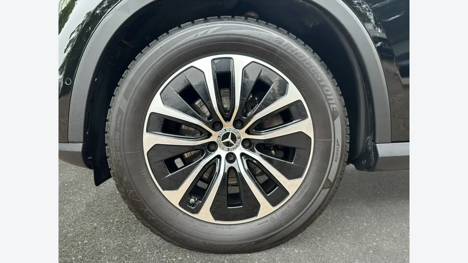 MERCEDES-BENZ GLC -