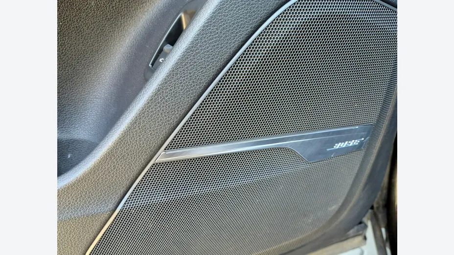 AUDI Q7 -