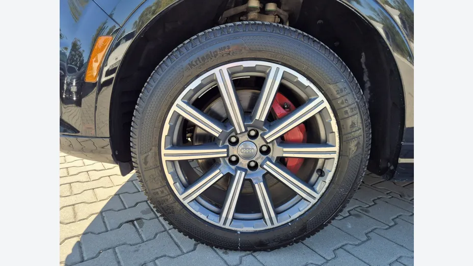 AUDI Q7 -