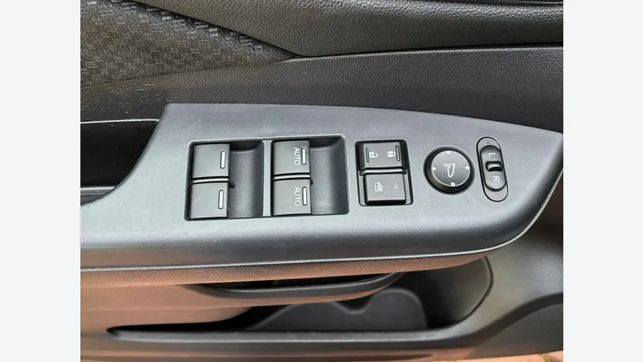 HONDA CR-V -