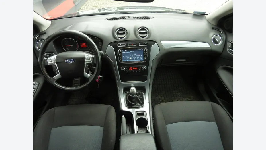 FORD Mondeo -