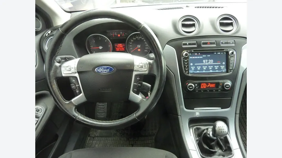FORD Mondeo -