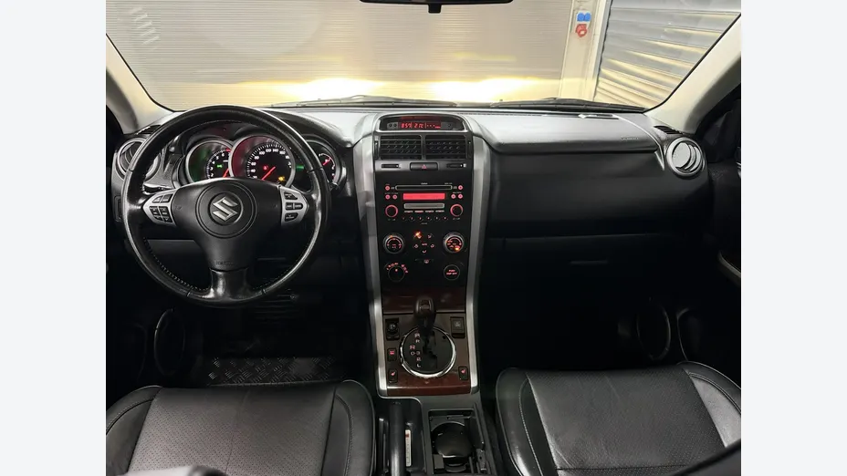 SUZUKI Grand Vitara -