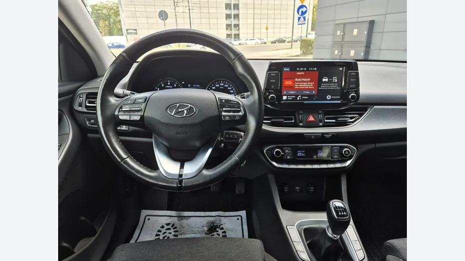 HYUNDAI i30 -