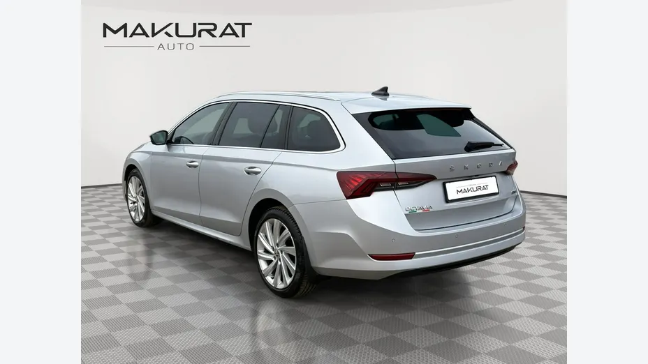 SKODA Octavia -