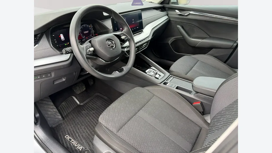 SKODA Octavia -