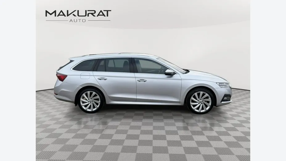 SKODA Octavia -
