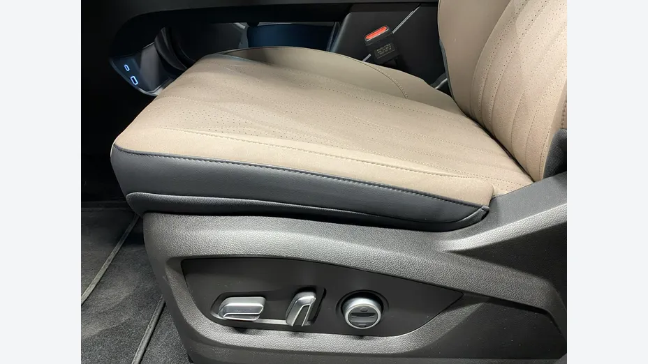 CHERY Tiggo 8 -