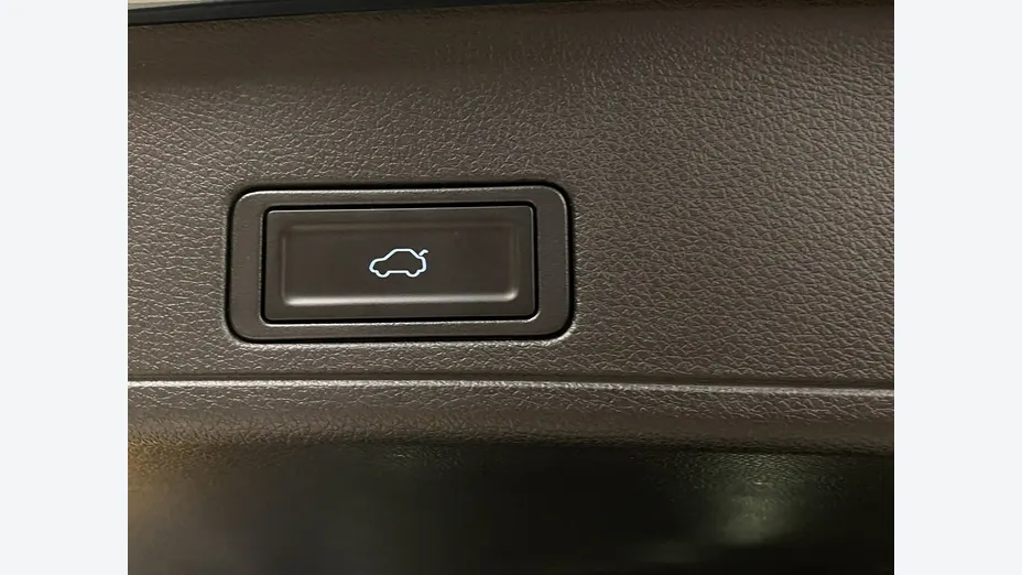 CHERY Tiggo 8 -