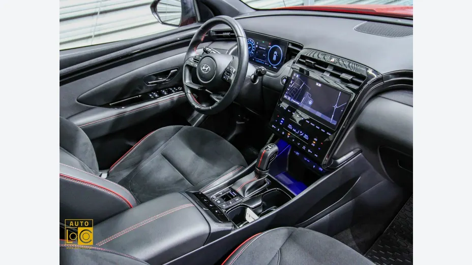HYUNDAI Tucson -