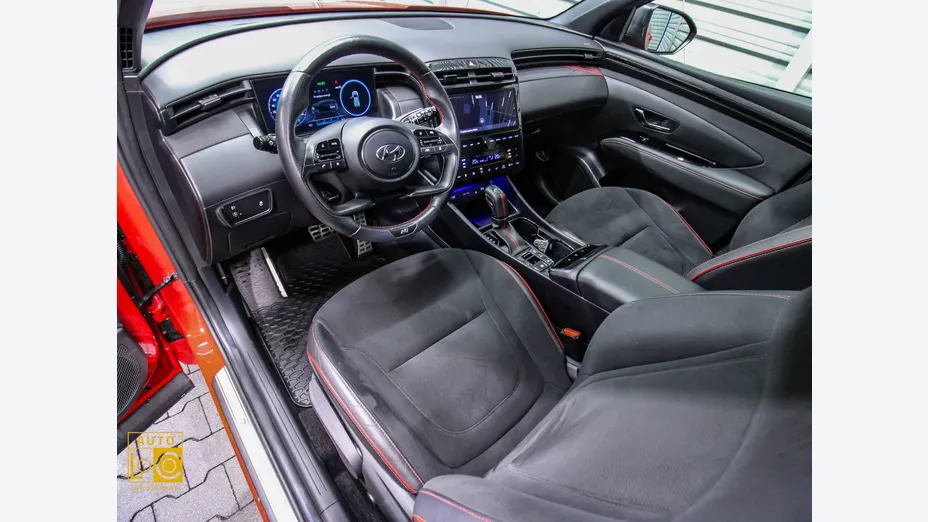 HYUNDAI Tucson -