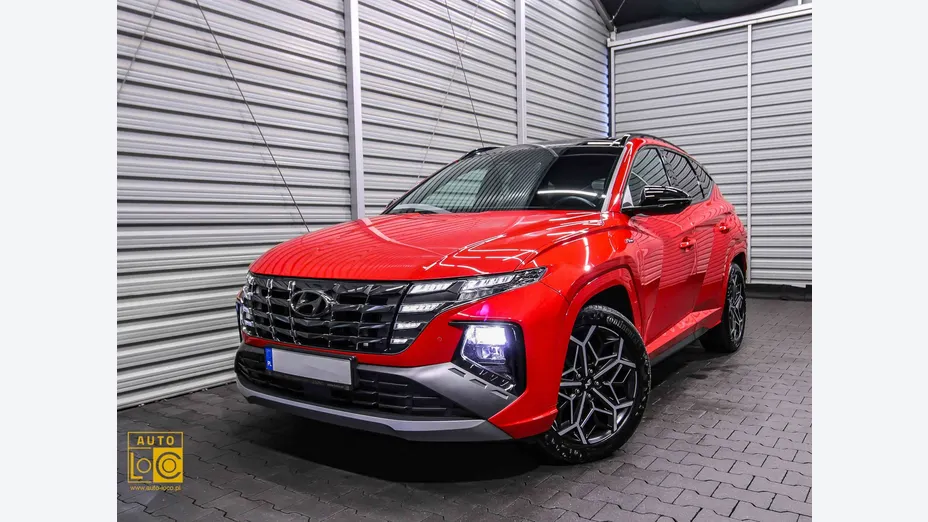 HYUNDAI Tucson -
