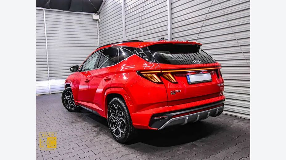 HYUNDAI Tucson -