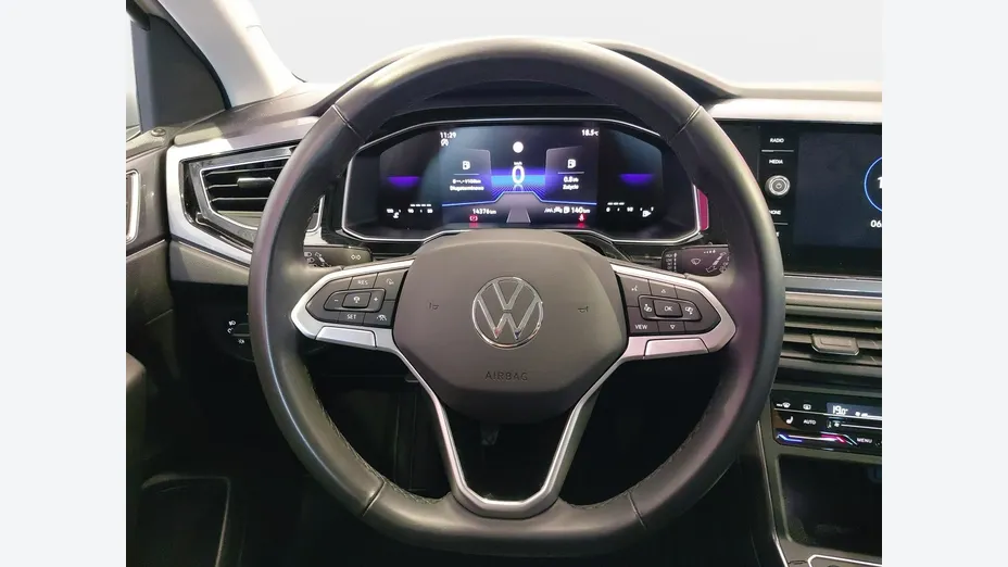 VOLKSWAGEN Taigo -