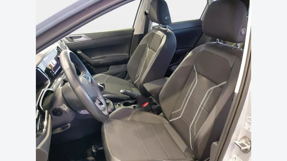 VOLKSWAGEN Taigo -