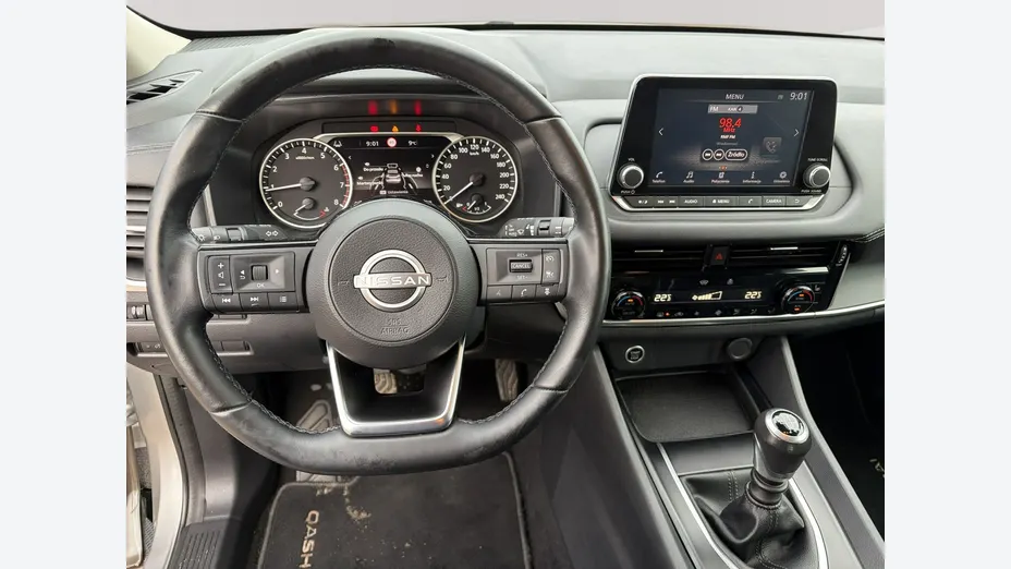 NISSAN Qashqai -