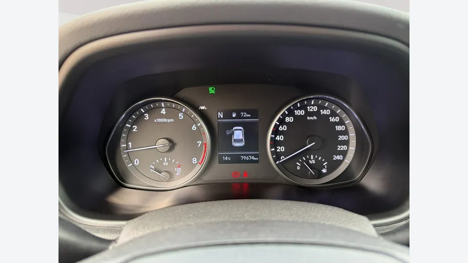 HYUNDAI i30 -
