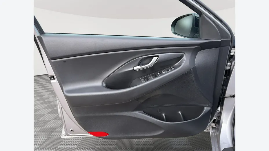 HYUNDAI i30 -