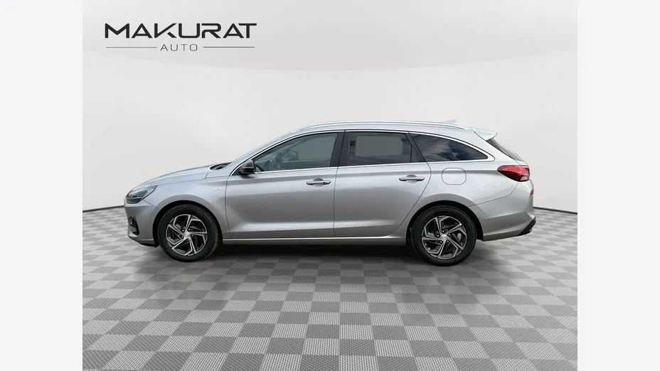 HYUNDAI i30 -