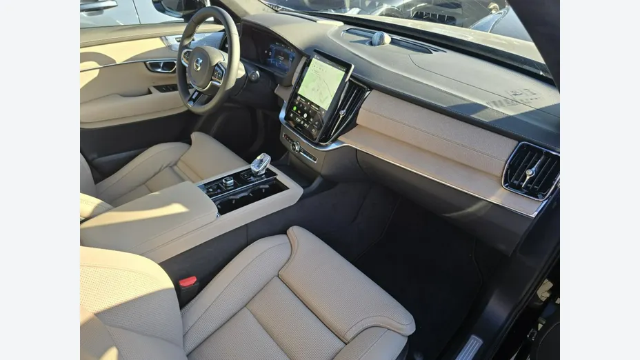 VOLVO XC90 -