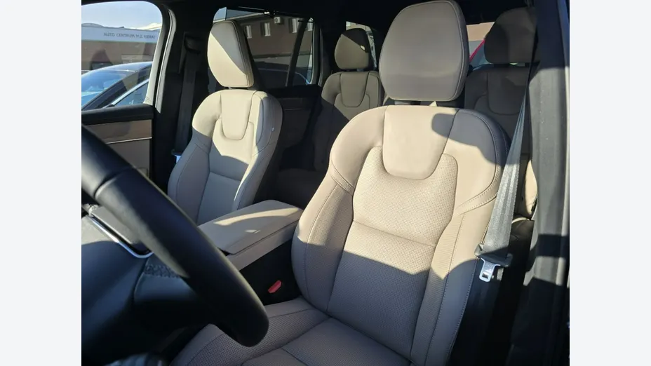 VOLVO XC90 -
