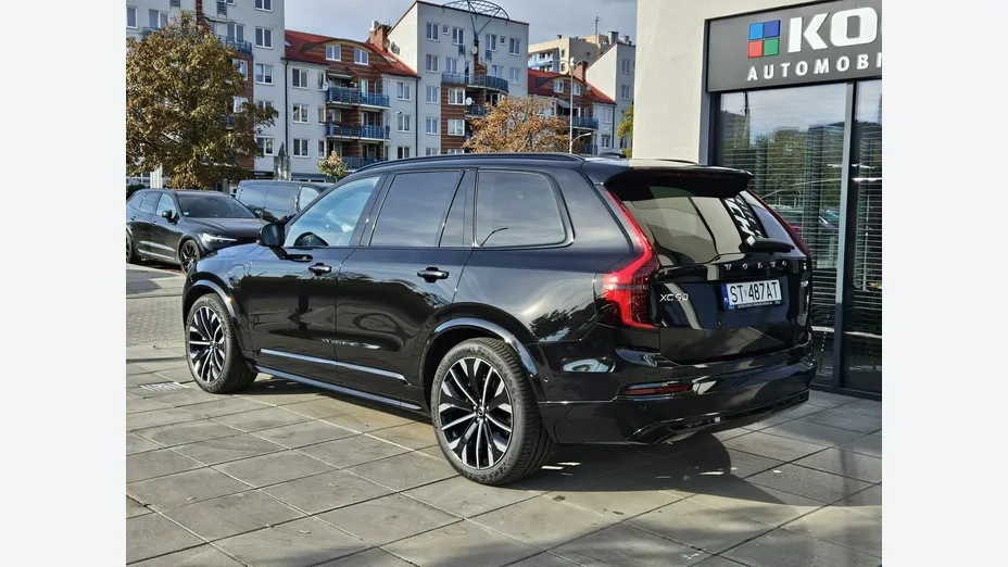 VOLVO XC90 -