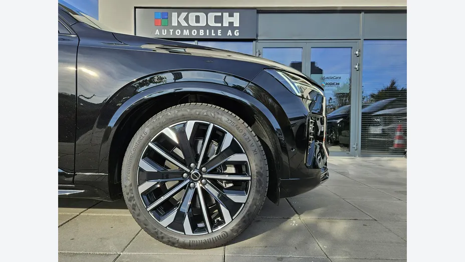 VOLVO XC90 -