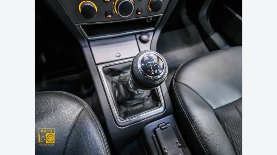 OPEL Vectra -