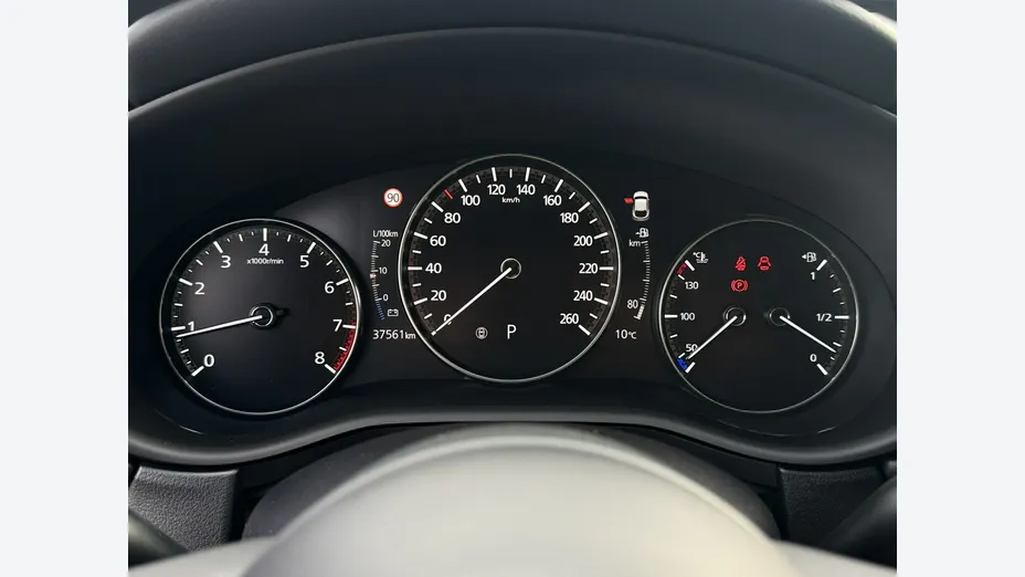MAZDA CX-30 -