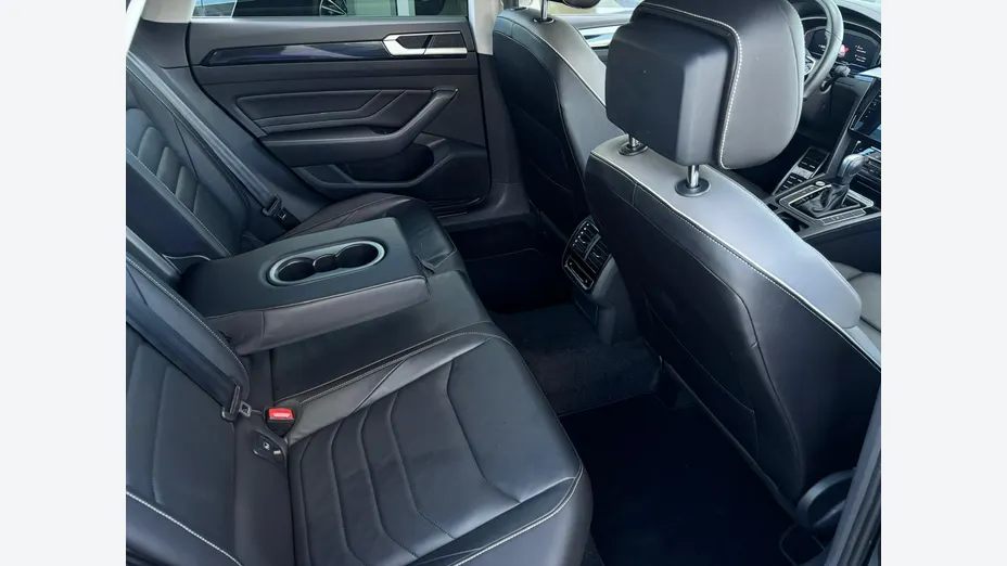 VOLKSWAGEN Arteon -