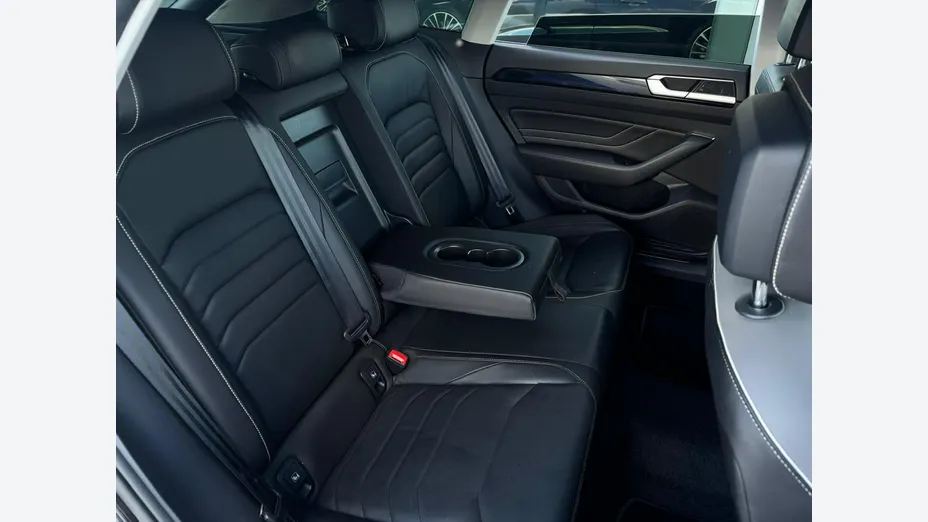 VOLKSWAGEN Arteon -