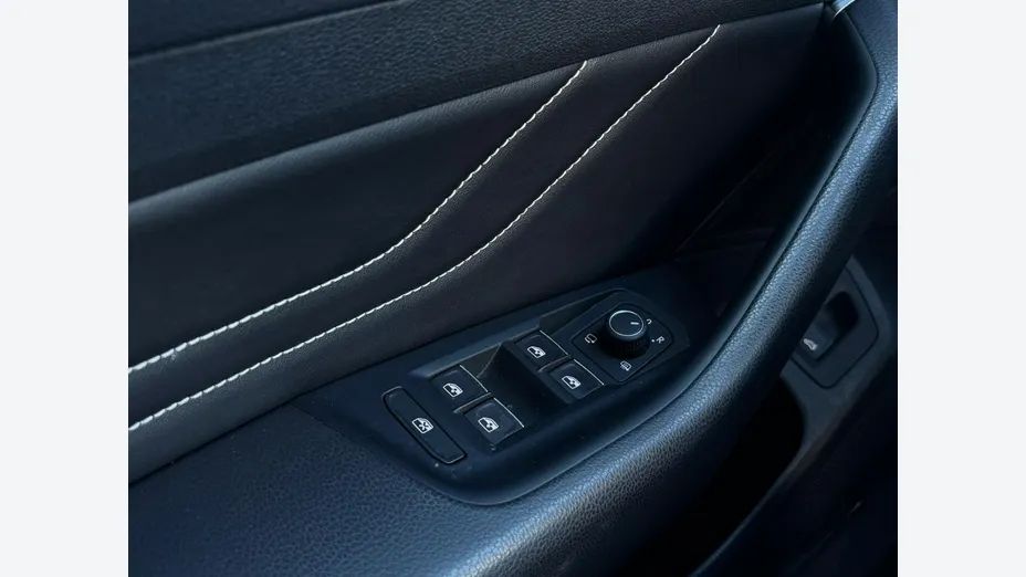VOLKSWAGEN Arteon -