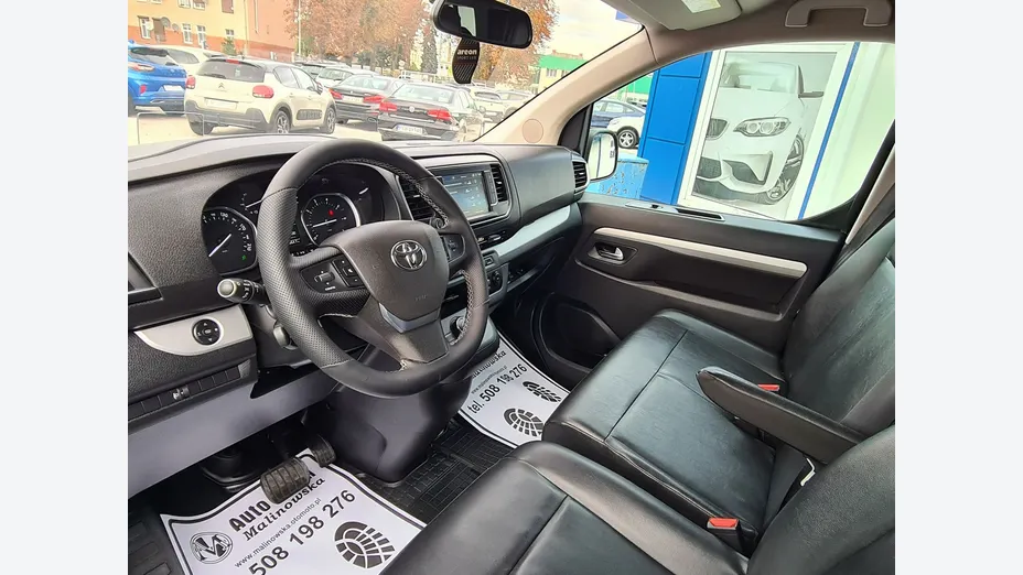TOYOTA Proace Verso -